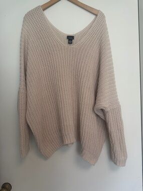 Rue21 Cream V-Neck Chunky Knit Sweater